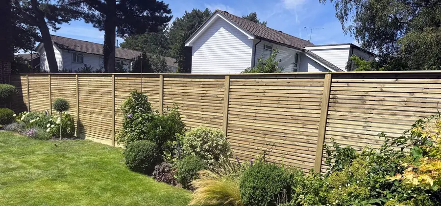 Double-Sided Slatted fencing