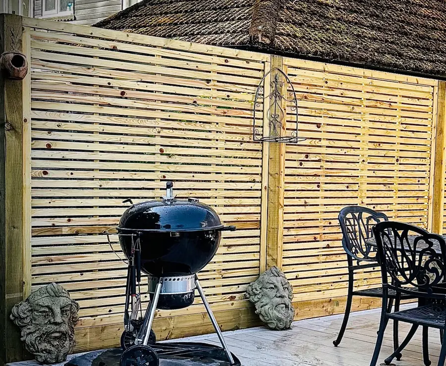 Single-Sided Slatted fencing