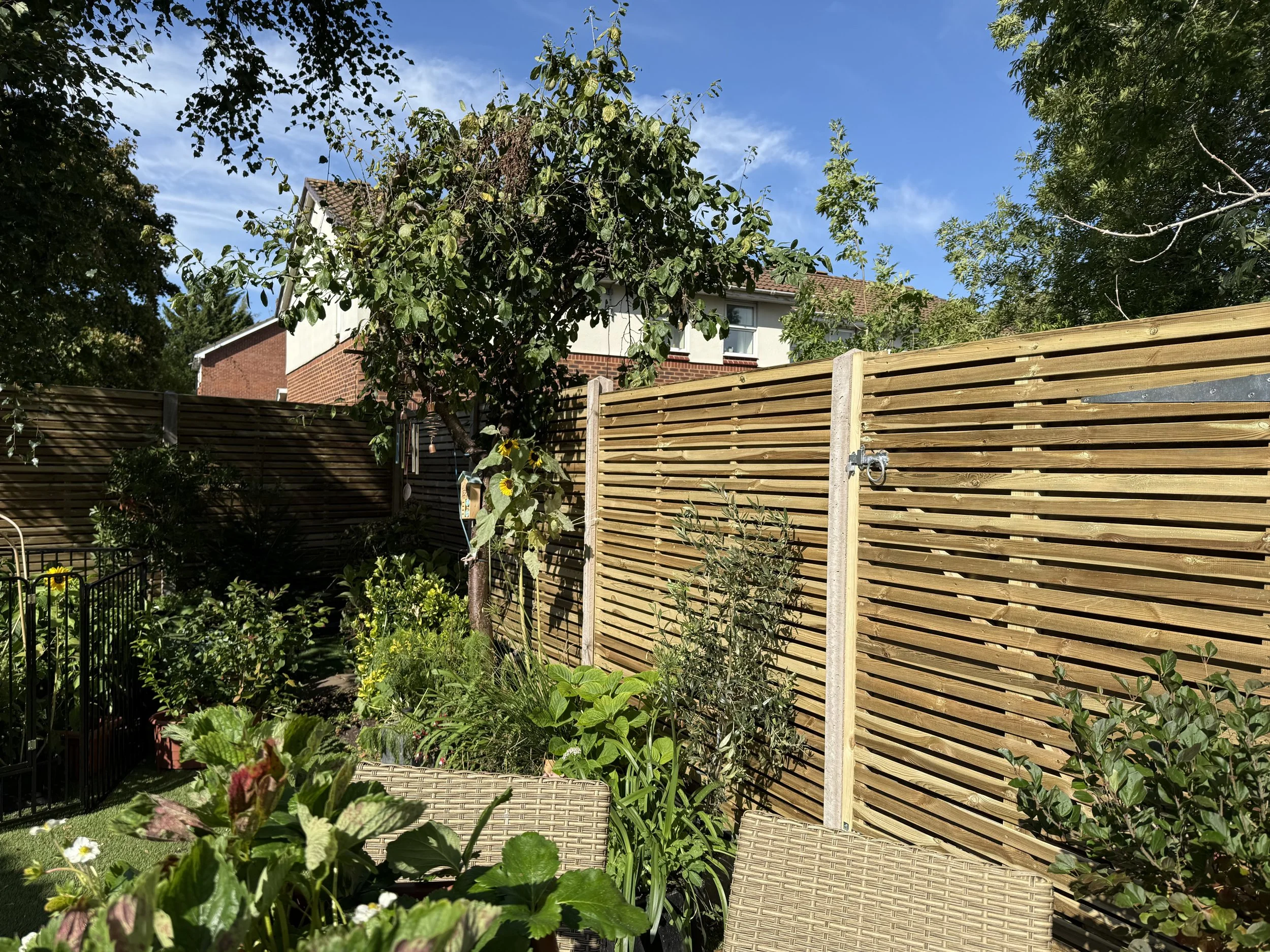 Storm-damaged fence repaired at a Bracknell property